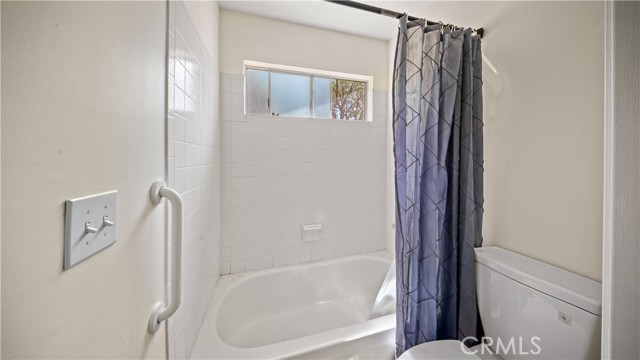 17372 Meadow View Drive, Hidden Valley Lake