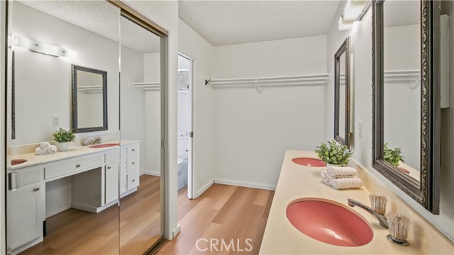 17372 Meadow View Drive, Hidden Valley Lake