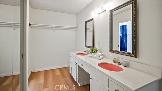 17372 Meadow View Drive, Hidden Valley Lake