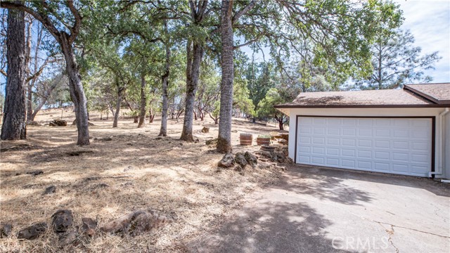 17372 Meadow View Drive, Hidden Valley Lake
