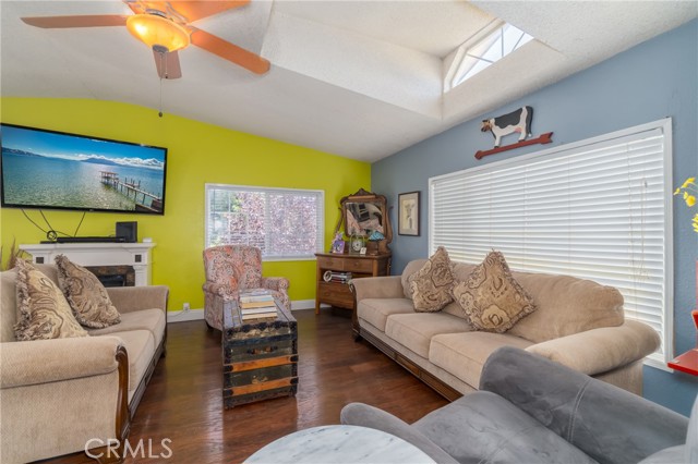 5025 Wintun Way, Kelseyville