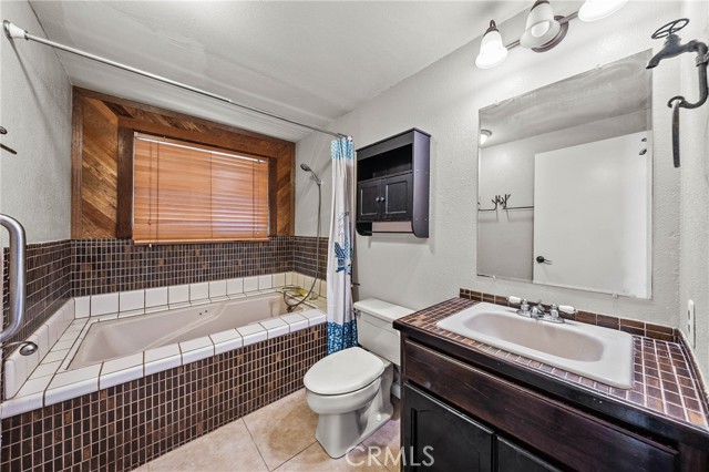 7847 Evergreen Drive, Kelseyville