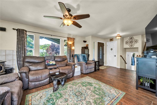 10225 Kelsey Creek Drive, Kelseyville