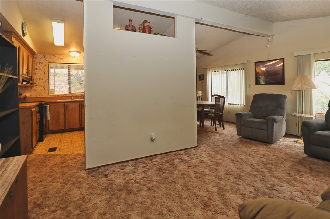 11480 San Joaquin, Clearlake