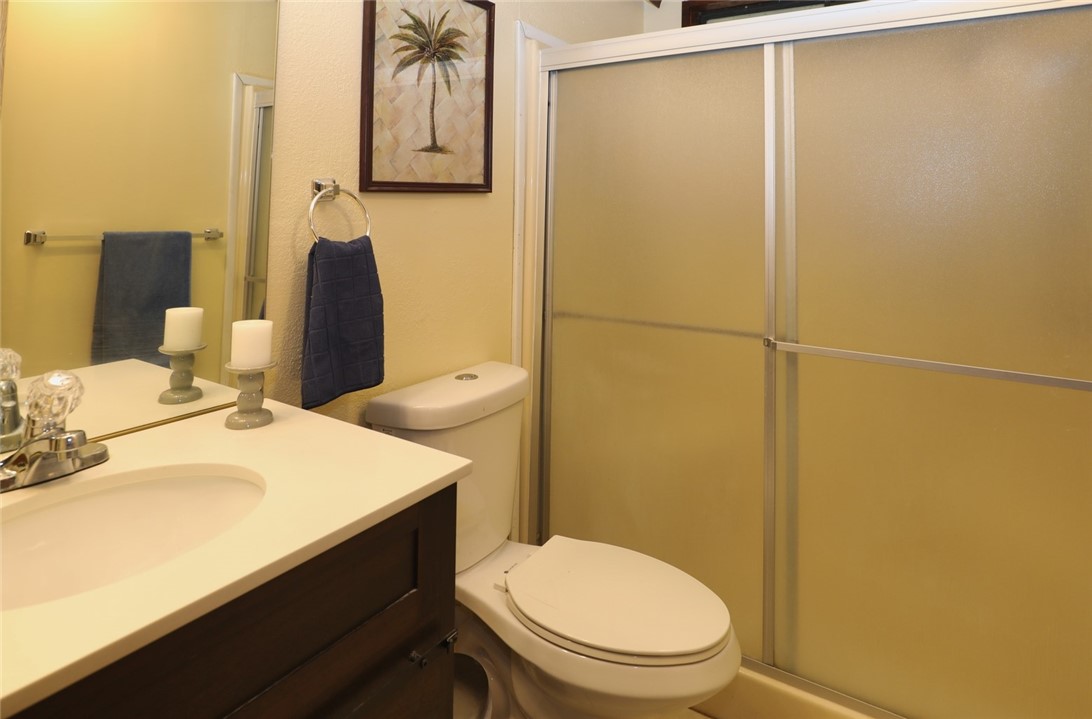 11480 San Joaquin, Clearlake