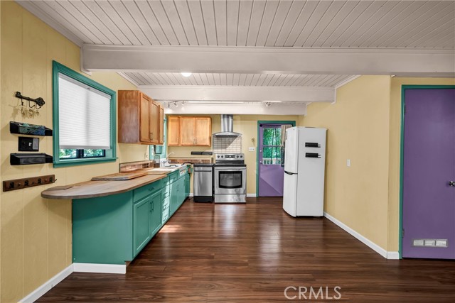 17097 Dogwood Way, Cobb