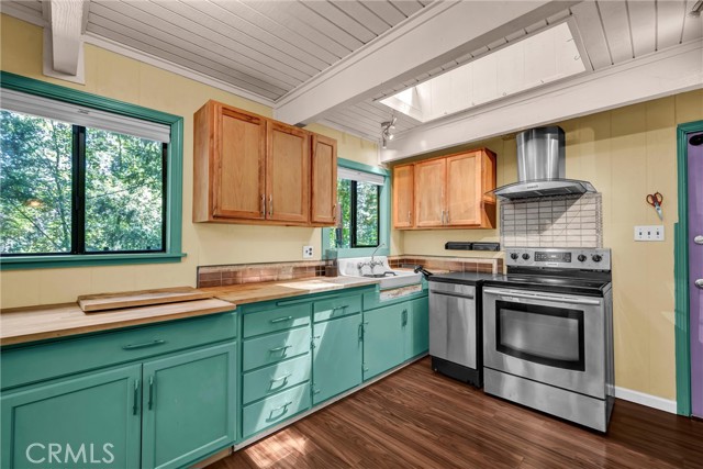 17097 Dogwood Way, Cobb