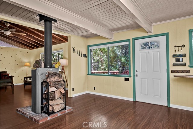 17097 Dogwood Way, Cobb