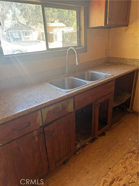 14613 Robinson Avenue, Clearlake