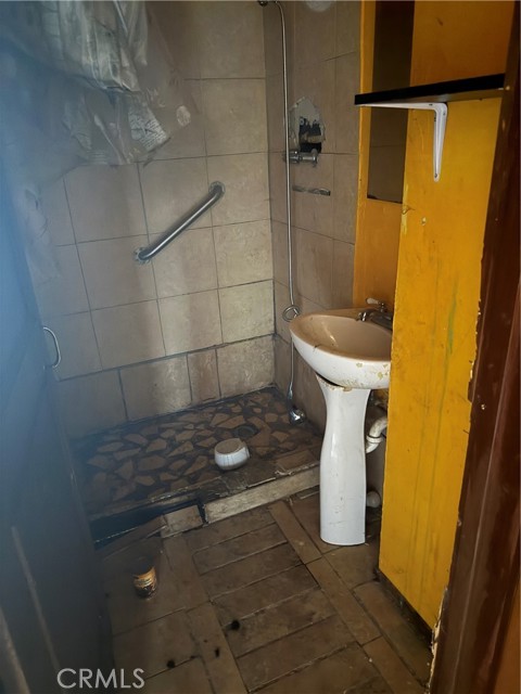 14613 Robinson Avenue, Clearlake