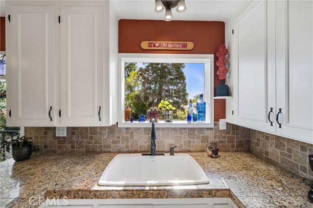 465 Hillcrest Drive, Lakeport