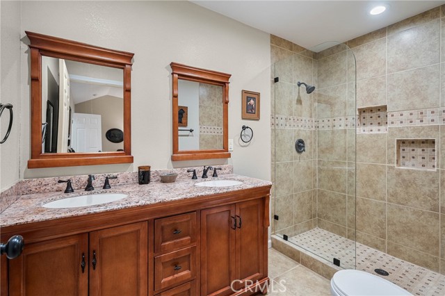 465 Hillcrest Drive, Lakeport