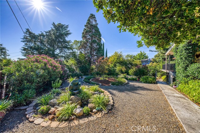 465 Hillcrest Drive, Lakeport