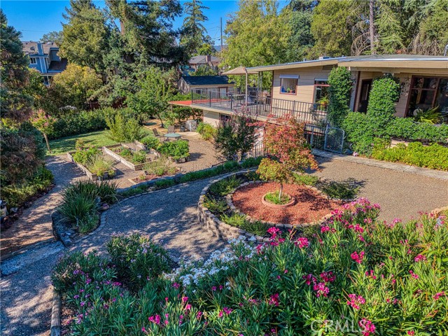 465 Hillcrest Drive, Lakeport