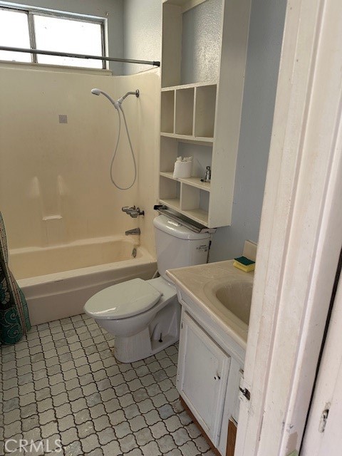 2915 Rancho Vista Drive, Lucerne