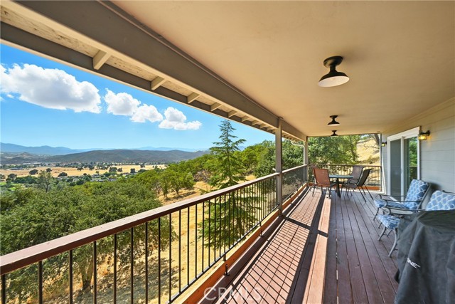 19415 Dallas Court, Hidden Valley Lake