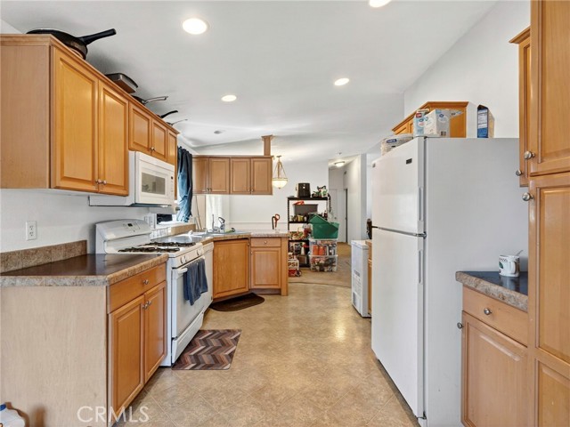 4392 Lasky Avenue, Clearlake