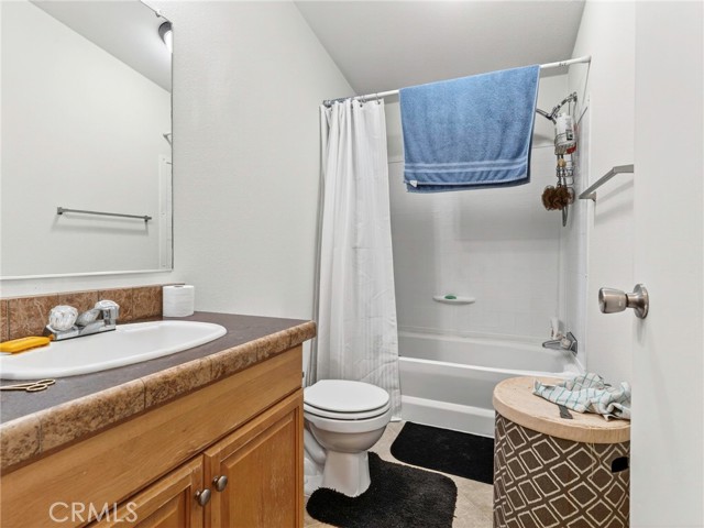 4392 Lasky Avenue, Clearlake