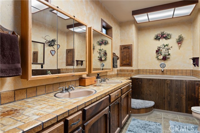 340 Fritch Road, Lakeport