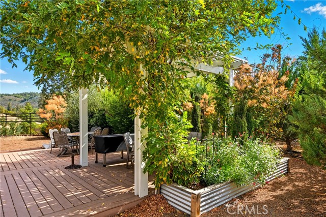 6850 High Valley Road, Cobb