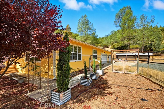 6850 High Valley Road, Cobb