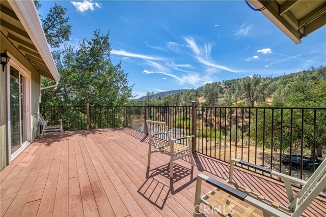 3409 Wolf Creek Road, Clearlake Oaks