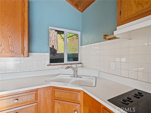 5473 Sunrise Drive, Lower Lake