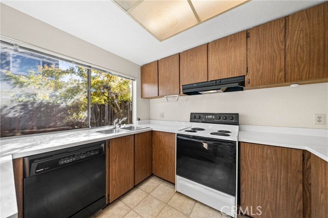 1832 Montana Vista, Lakeport