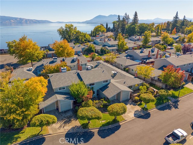 1832 Montana Vista, Lakeport