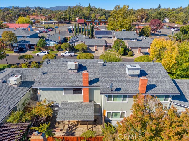 1832 Montana Vista, Lakeport