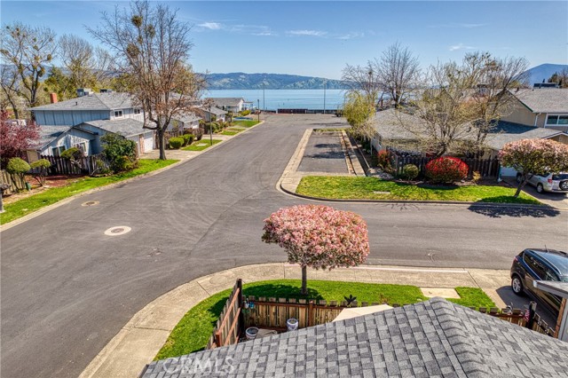 1832 Montana Vista, Lakeport