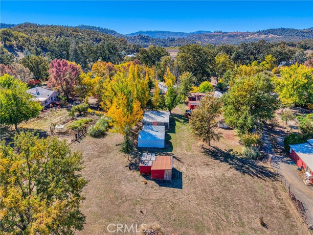 11694 Old Spruce Grove, Lower Lake