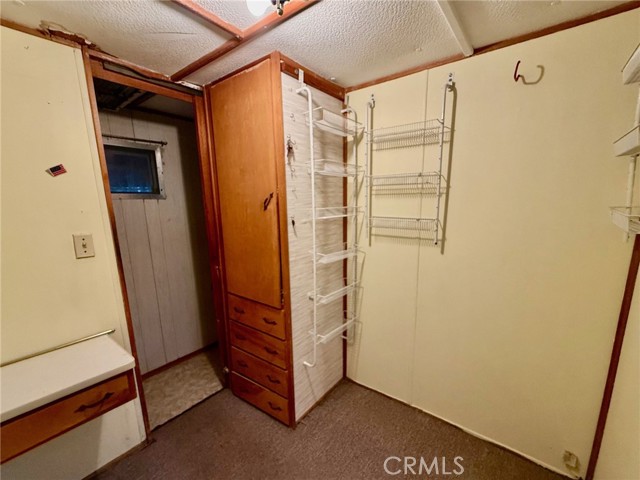 11694 Old Spruce Grove, Lower Lake