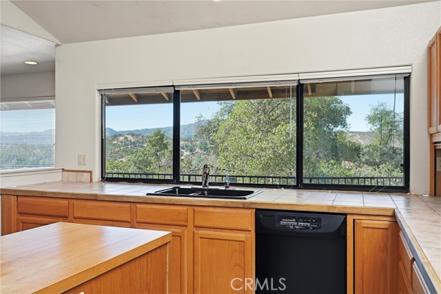 16261 Conestoga Road, Hidden Valley Lake