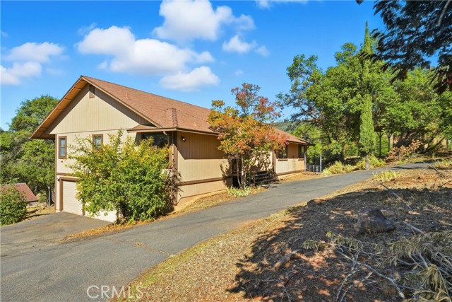 16261 Conestoga Road, Hidden Valley Lake