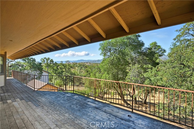 16261 Conestoga Road, Hidden Valley Lake