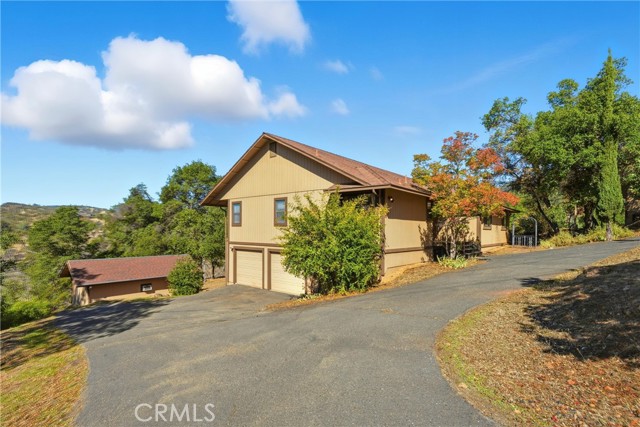 16261 Conestoga Road, Hidden Valley Lake