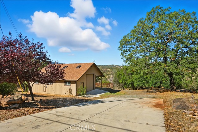 16261 Conestoga Road, Hidden Valley Lake