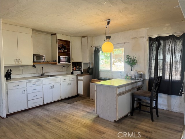 11633 Lakeview Drive, Clearlake Oaks