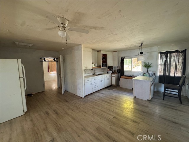 11633 Lakeview Drive, Clearlake Oaks