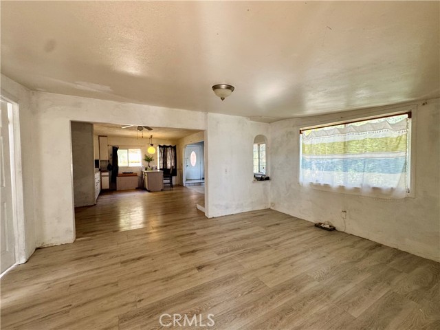 11633 Lakeview Drive, Clearlake Oaks