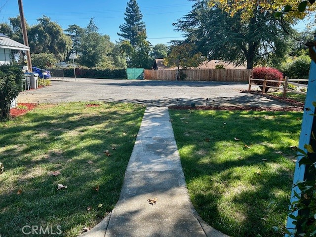 550 Hillcrest Drive, Lakeport