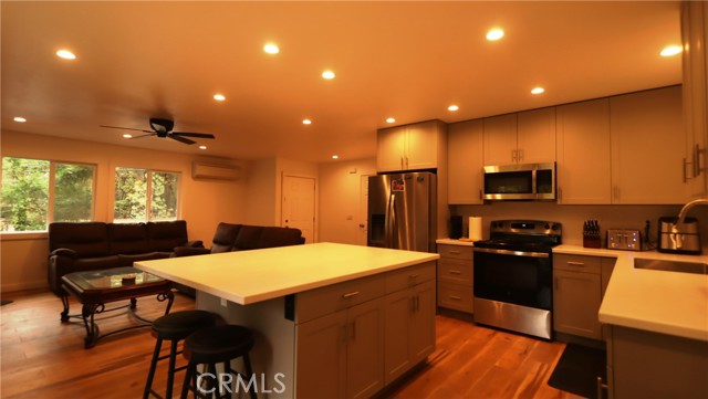 15815 Bottle Rock, Cobb