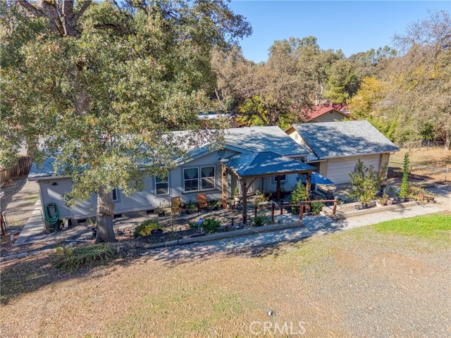 5830 Hale Street, Clearlake