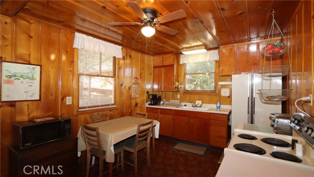 10785 Loch Lomond, Loch Lomond