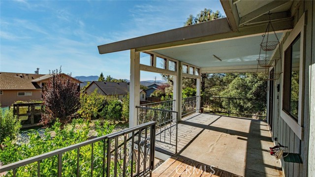 18413 Deer Hill Road, Hidden Valley Lake