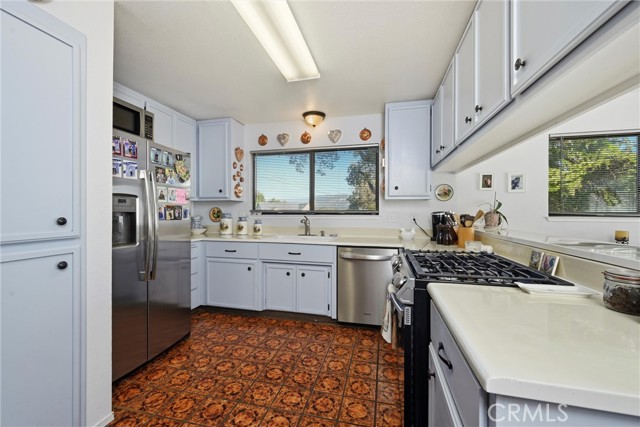 2965 S Lake, Kelseyville