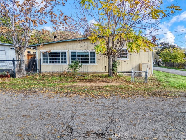 70 Shaul Street, Clearlake Oaks