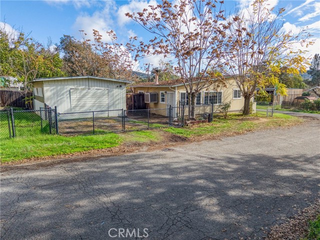 70 Shaul Street, Clearlake Oaks