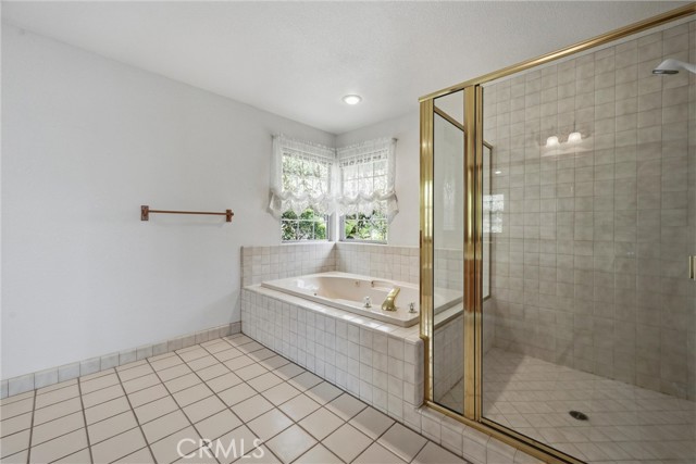 17785 Foothill Court, Hidden Valley Lake